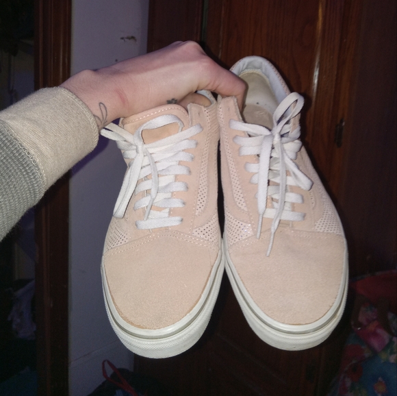 vans - Picture 3 of 6